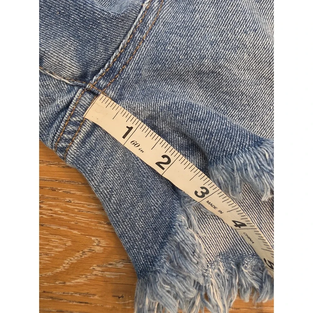Women's 17 Distressed Denim Jean Shorts Frayed Hem Mudd flx stretch high rise